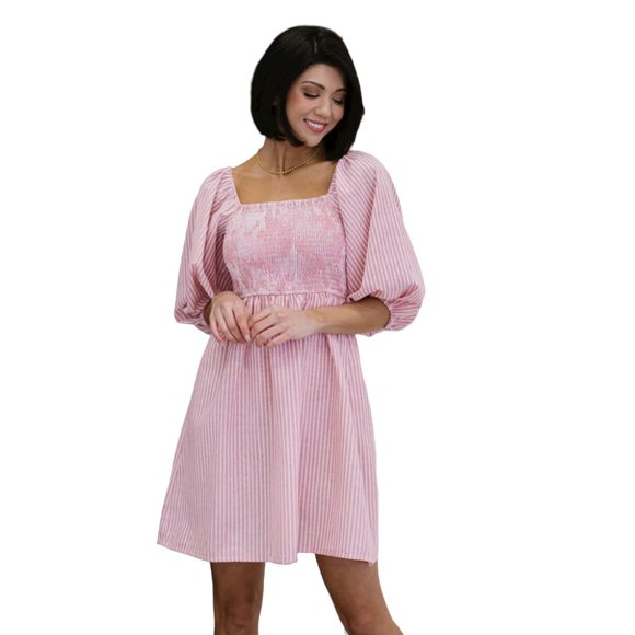 🌸🌸 Cute Striped Smocked Dress 🌸🌸 - Picture 2 of 9